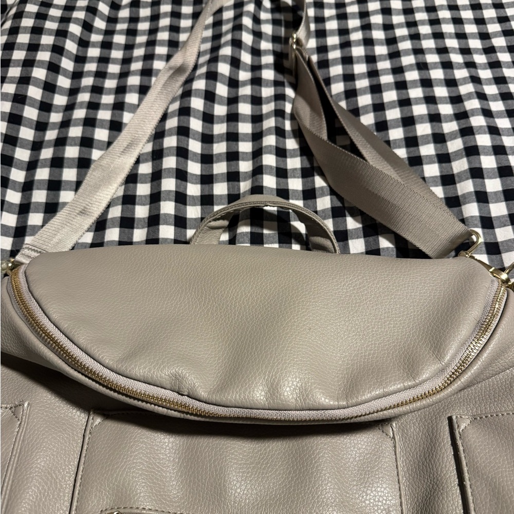 FAWN Design Backpack - Picture 3 of 4